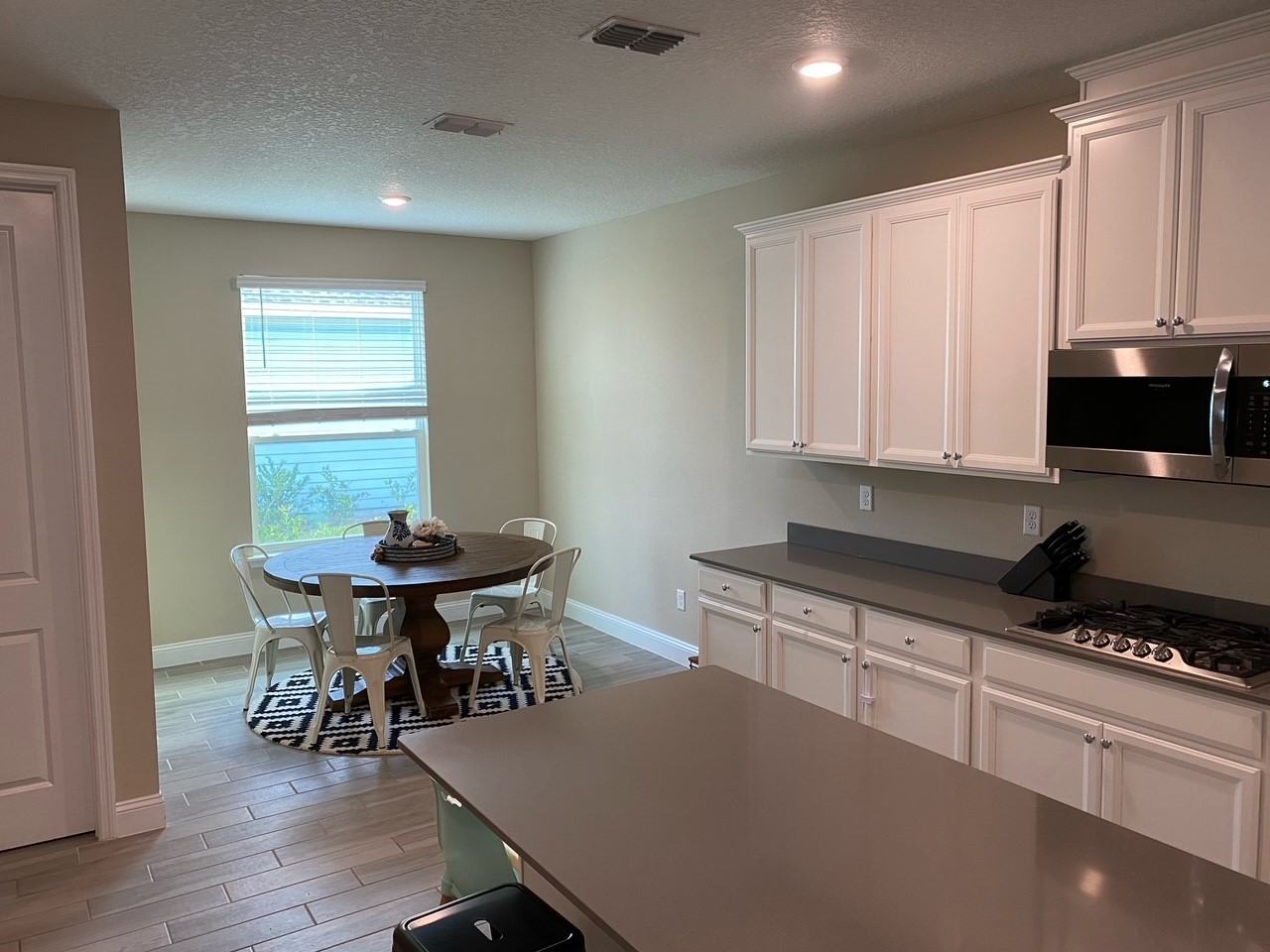 122 Savita St #NA - Photo 4 of 7