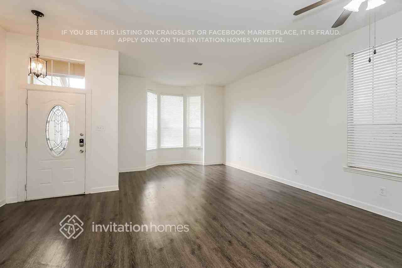8737 Pedernales Trl - Photo 4 of 18