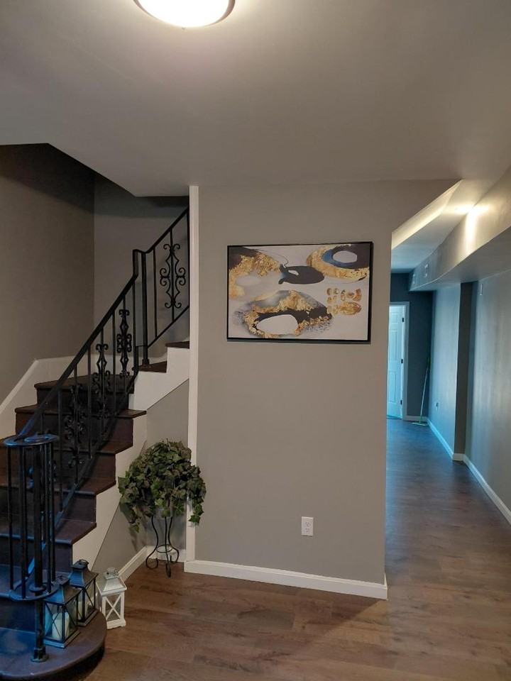 537 N Mechanic St - Photo 3 of 20