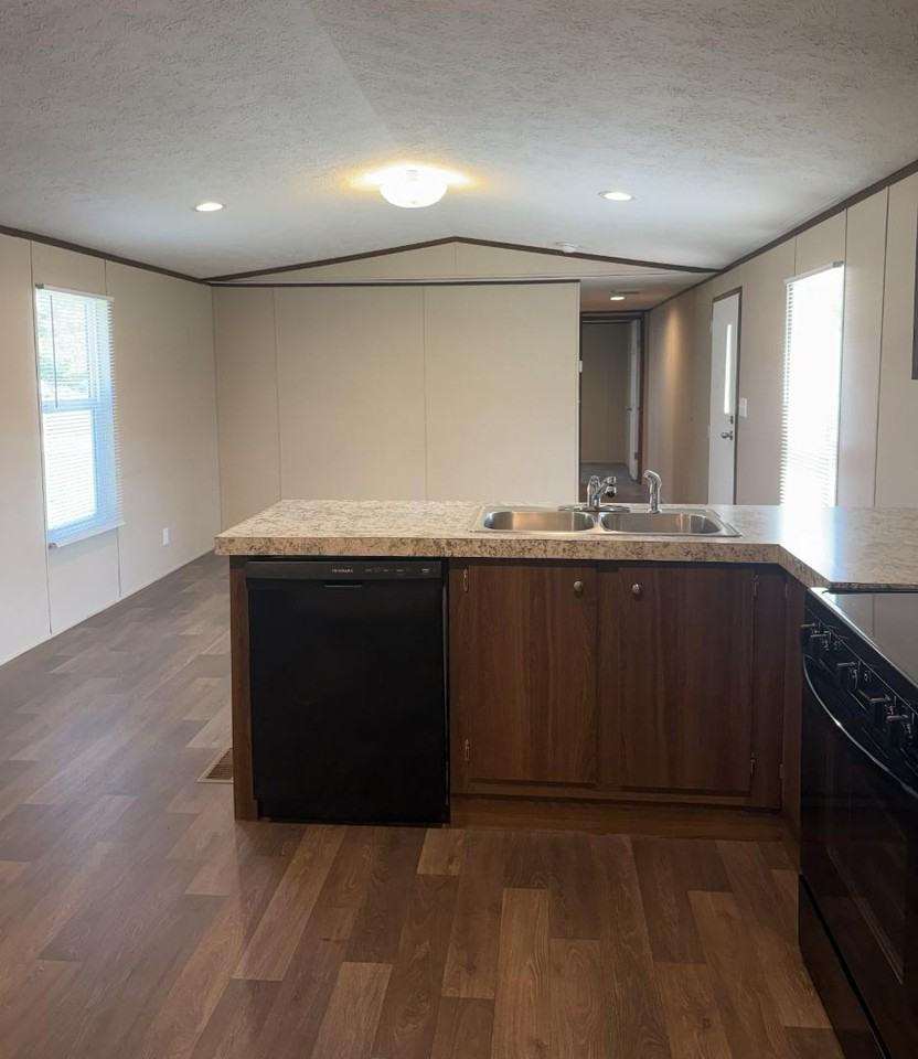 2318 Hardtop Ln - Photo 5 of 20