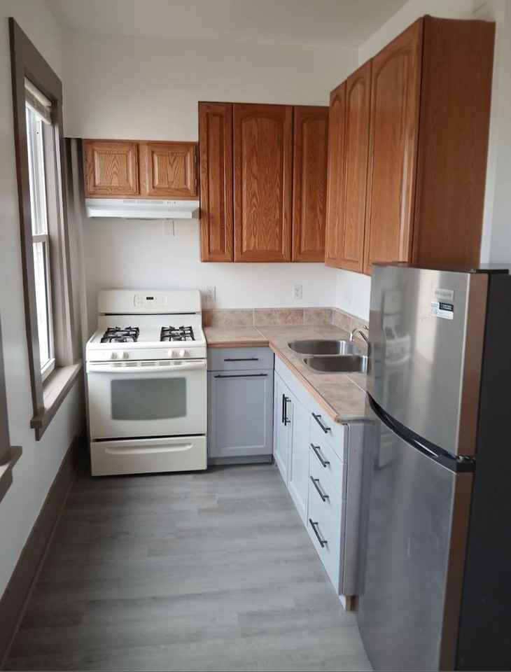 701 N Montana Ave - Photo 2 of 16