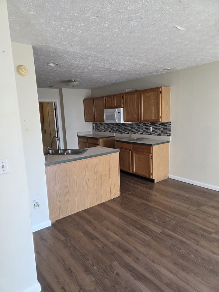 5041 Lewiston Dr #1 - Photo 2 of 5