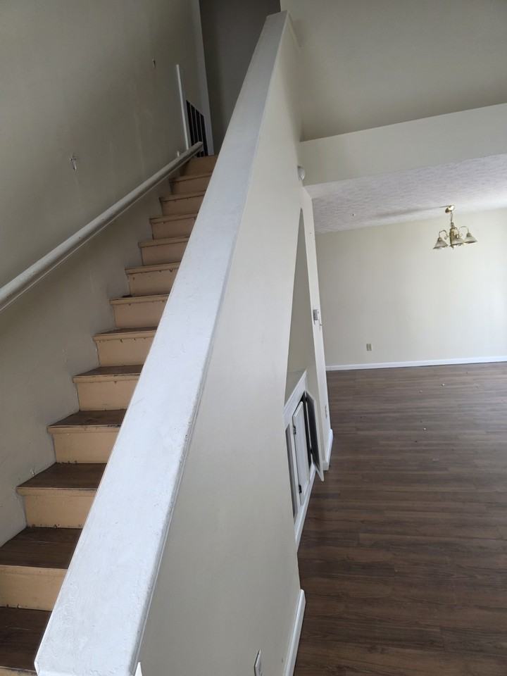 5041 Lewiston Dr #1 - Photo 3 of 5