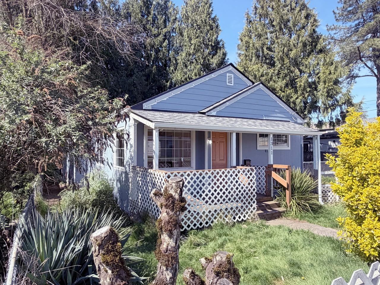 1311 S 3rd Ave #1 - Photo 2 of 40