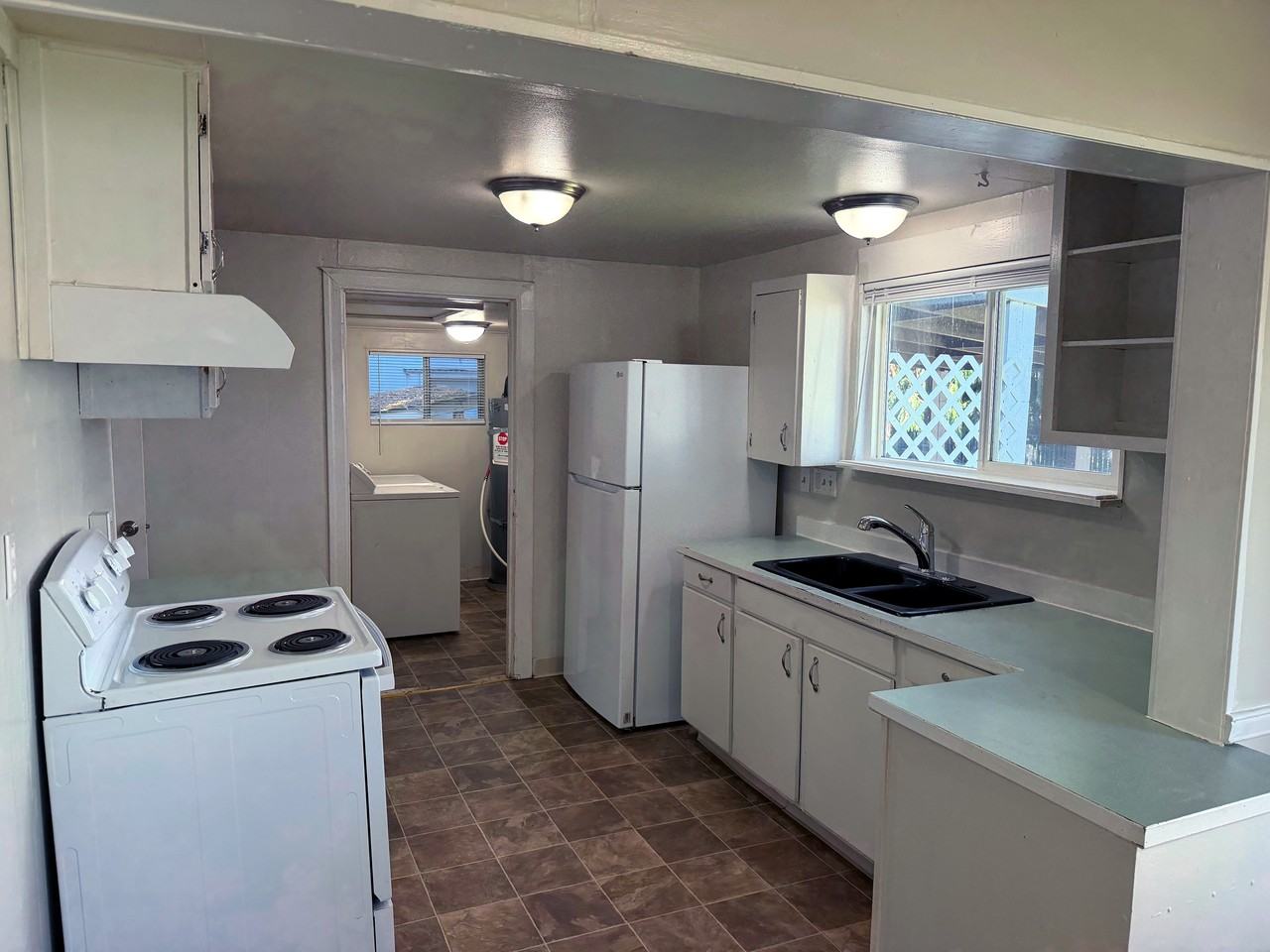 1311 S 3rd Ave #1 - Photo 4 of 40