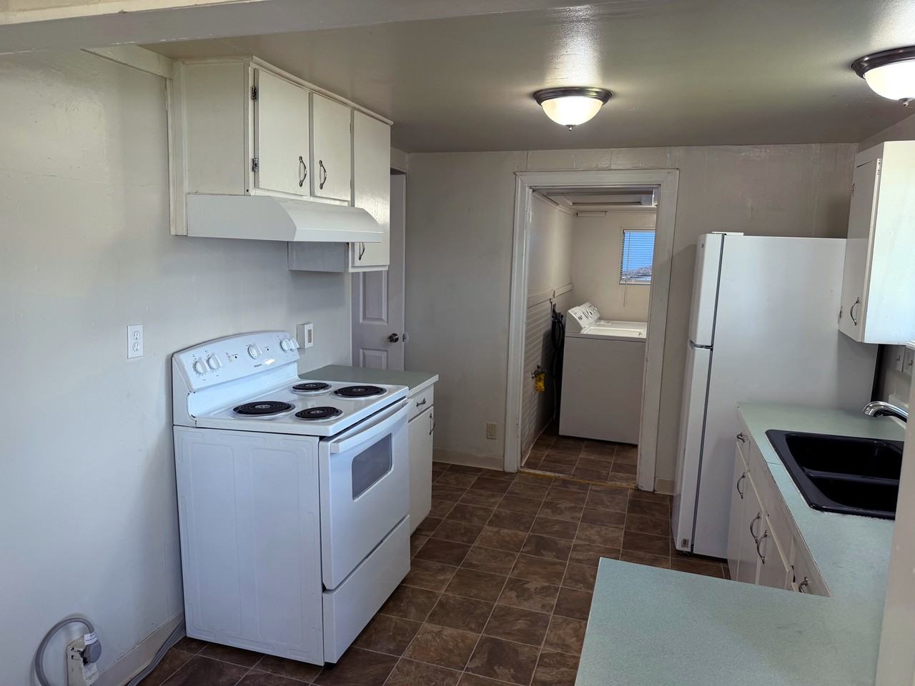 1311 S 3rd Ave #1 - Photo 5 of 40