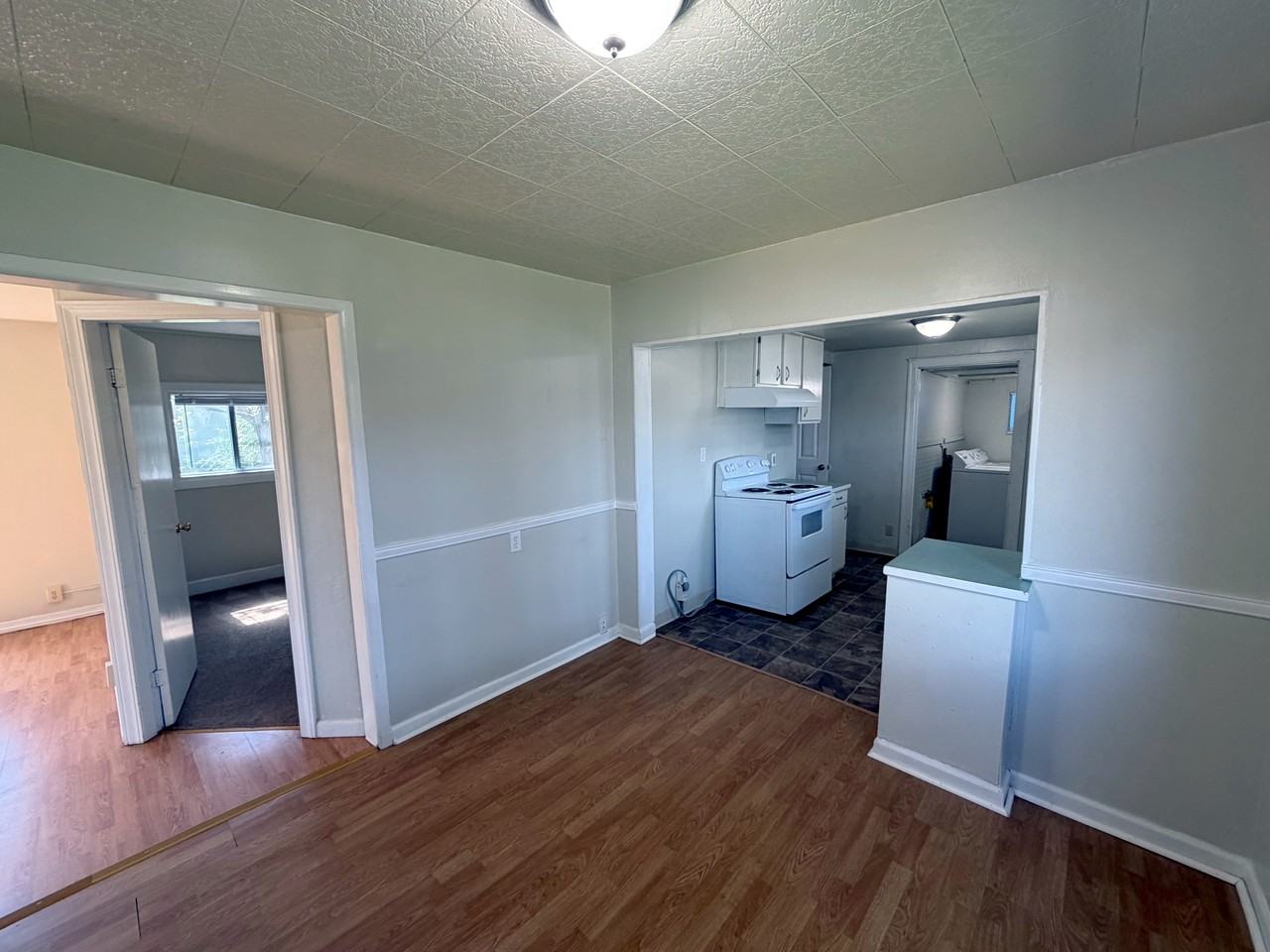 1311 S 3rd Ave #1 - Photo 6 of 40