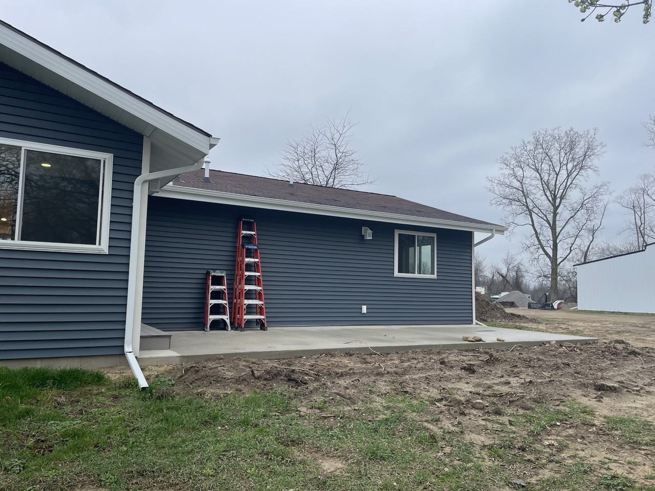 3709 Meridian Rd #1 - Photo 4 of 34