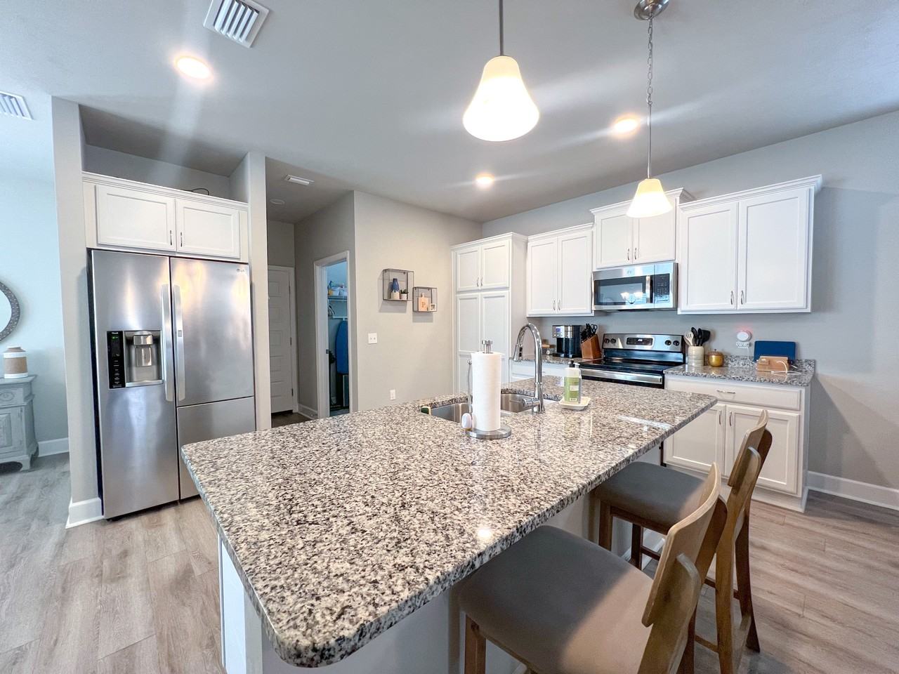 9538 Sw 67th Ln #1 - Photo 4 of 18