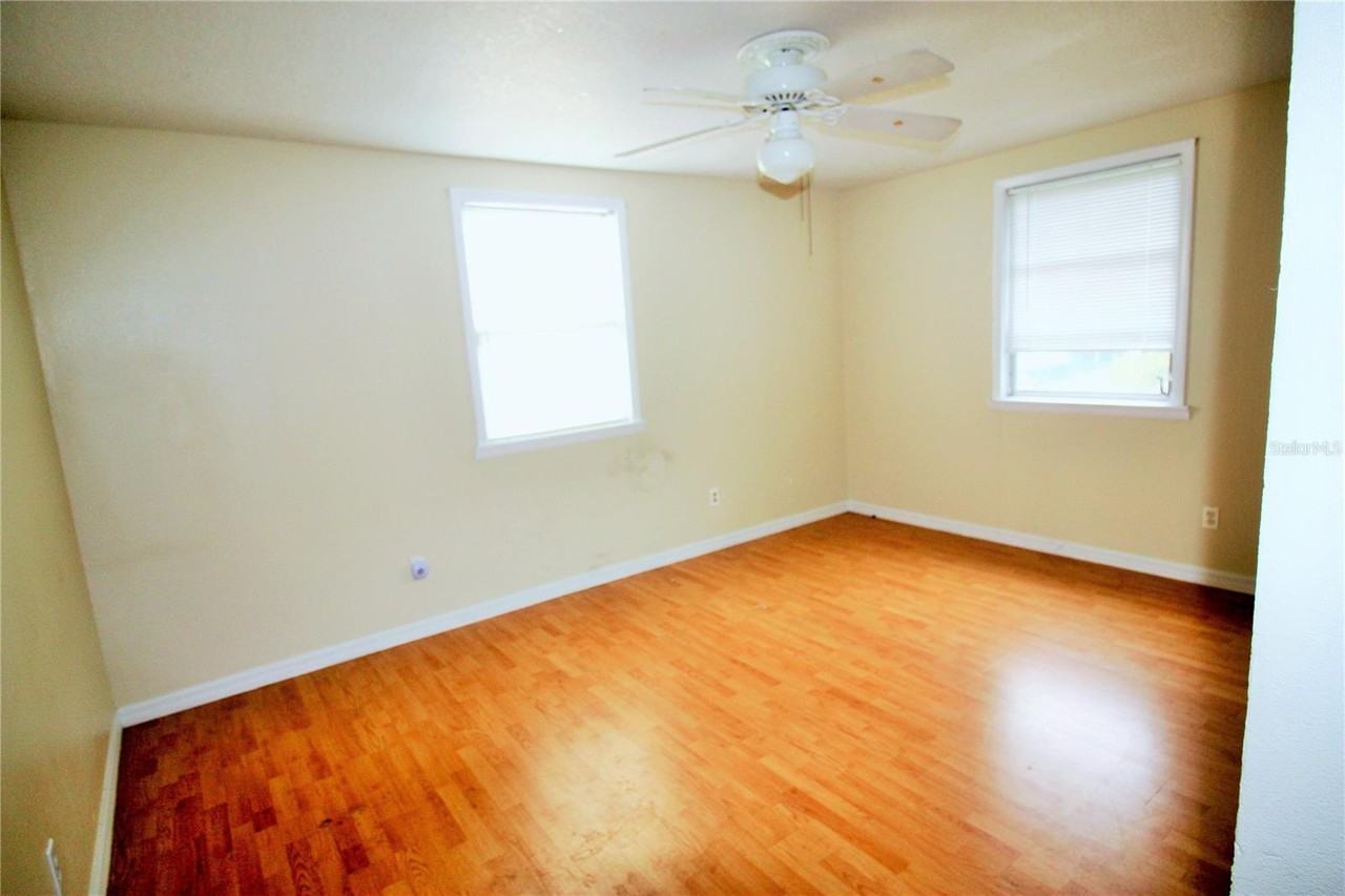 521 20th St Sw #C - Photo 6 of 15