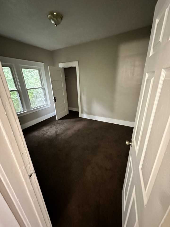 2114 High St #1 - Photo 6 of 8