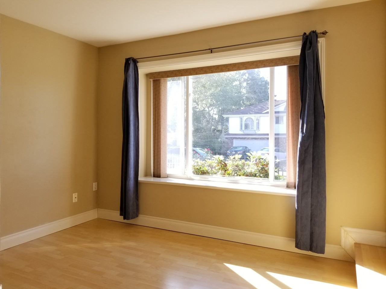 E 58th Ave - Photo 4 of 5