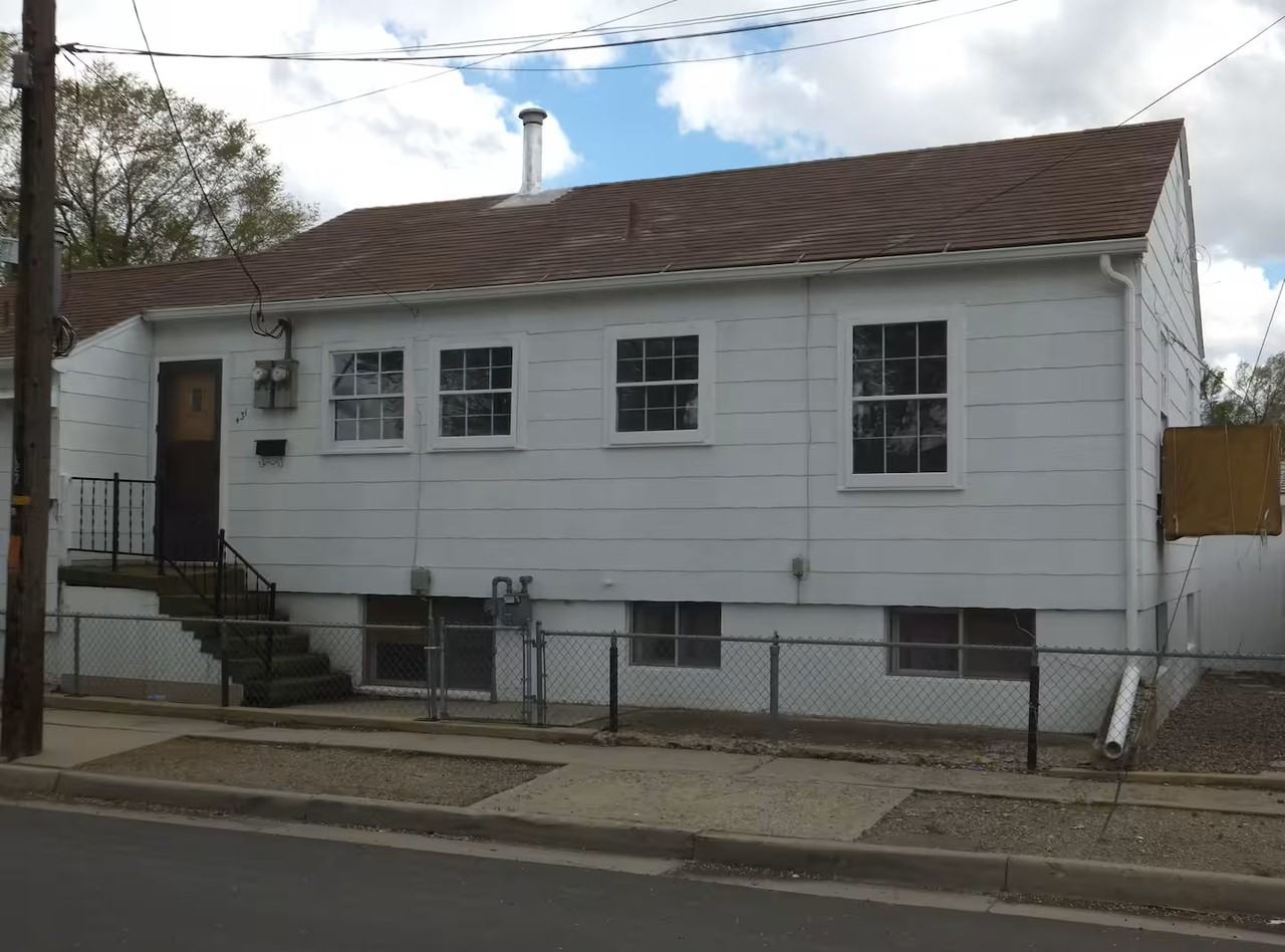 409 Soulsby St #A - Photo 3 of 5