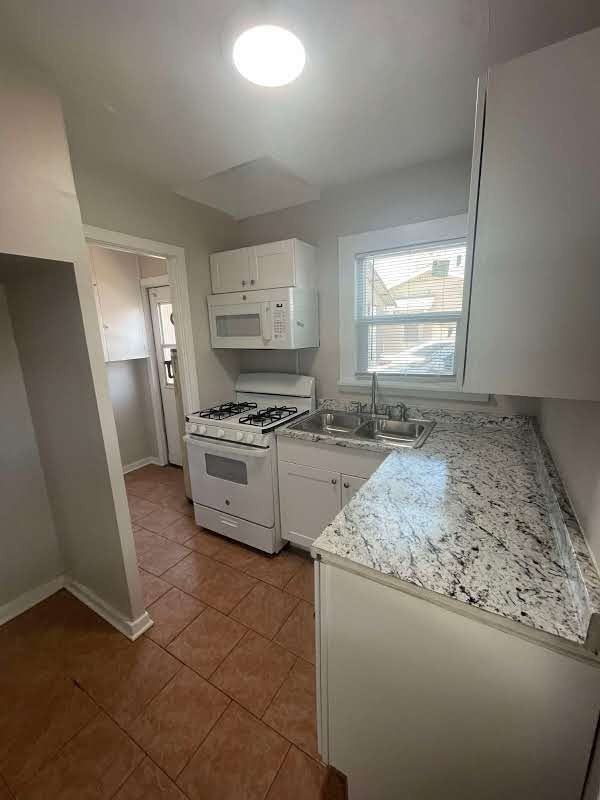 Yermo 6 Pack - 38164 #38164-2 - Photo 5 of 20