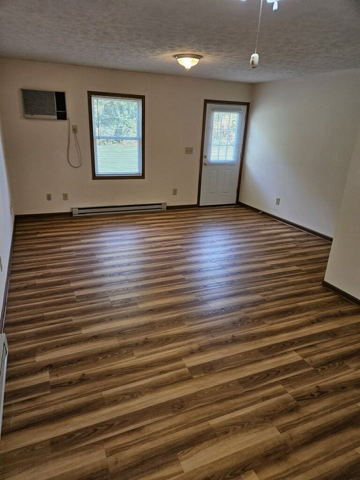 879 Lewis St #1 - Photo 6 of 12