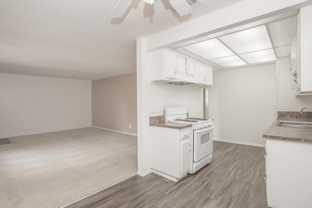 14300 Newport Ave - Photo 1 of 1