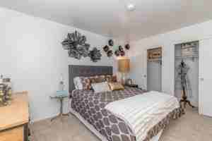 featured image of 8200 N Laurelglen Blvd