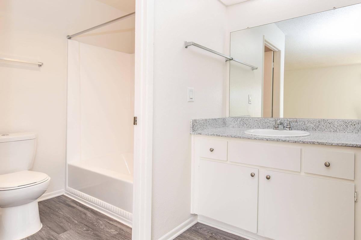 1265 N Chrisden St - Photo 6 of 28