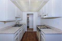 9802 Bloomfield Ave - Photo 1 of 1