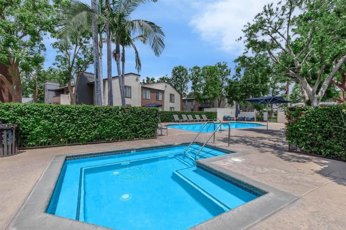 1675 E G St - Photo 2 of 32