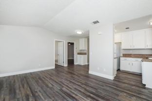 15252 Seneca Rd - Photo 1 of 1