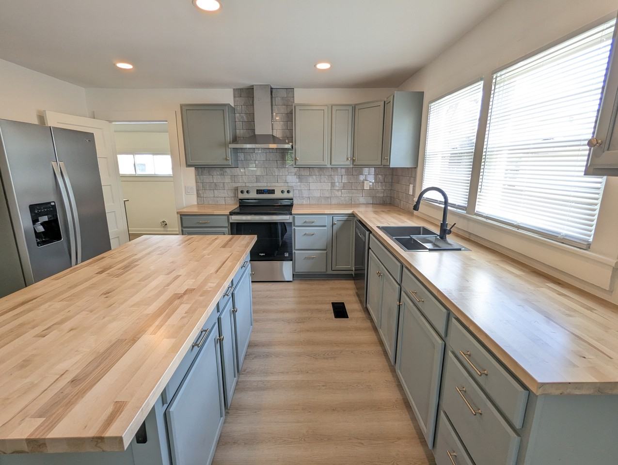 108 Brown St #1 - Photo 5 of 16