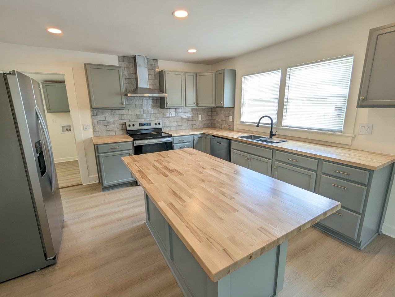 108 Brown St #1 - Photo 6 of 16