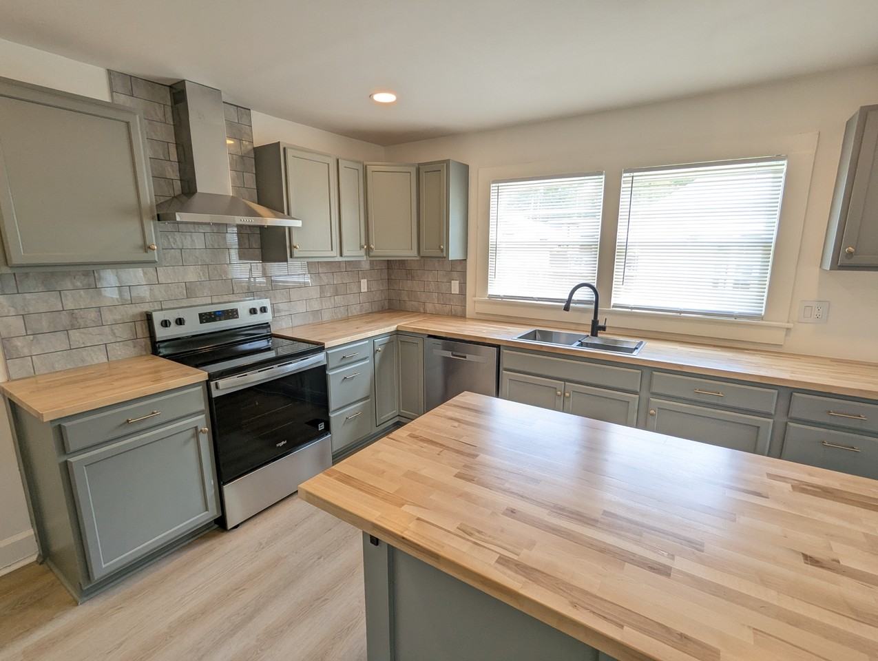 108 Brown St #1 - Photo 7 of 16