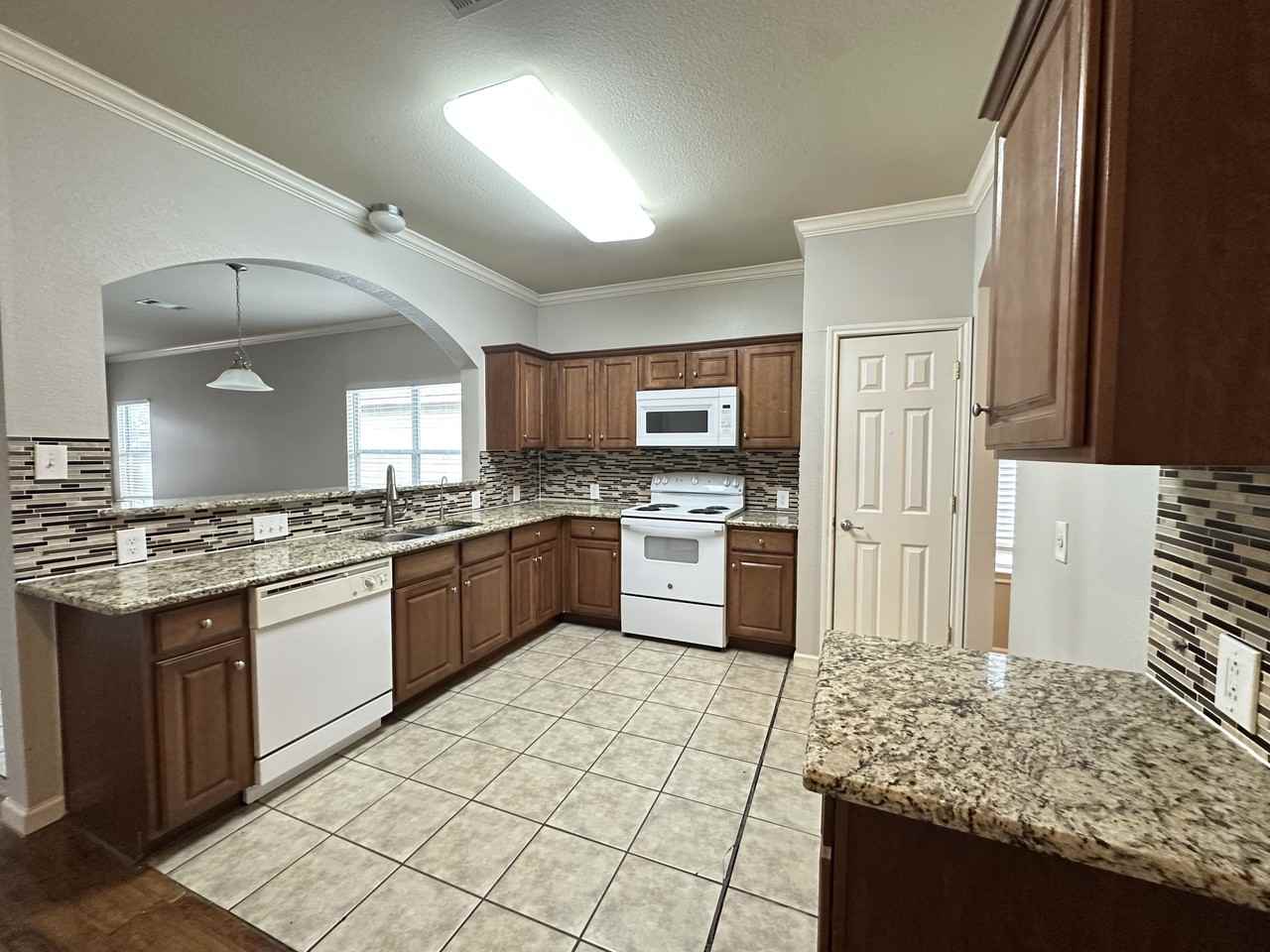 11409 Hereford St #1 - Photo 3 of 11