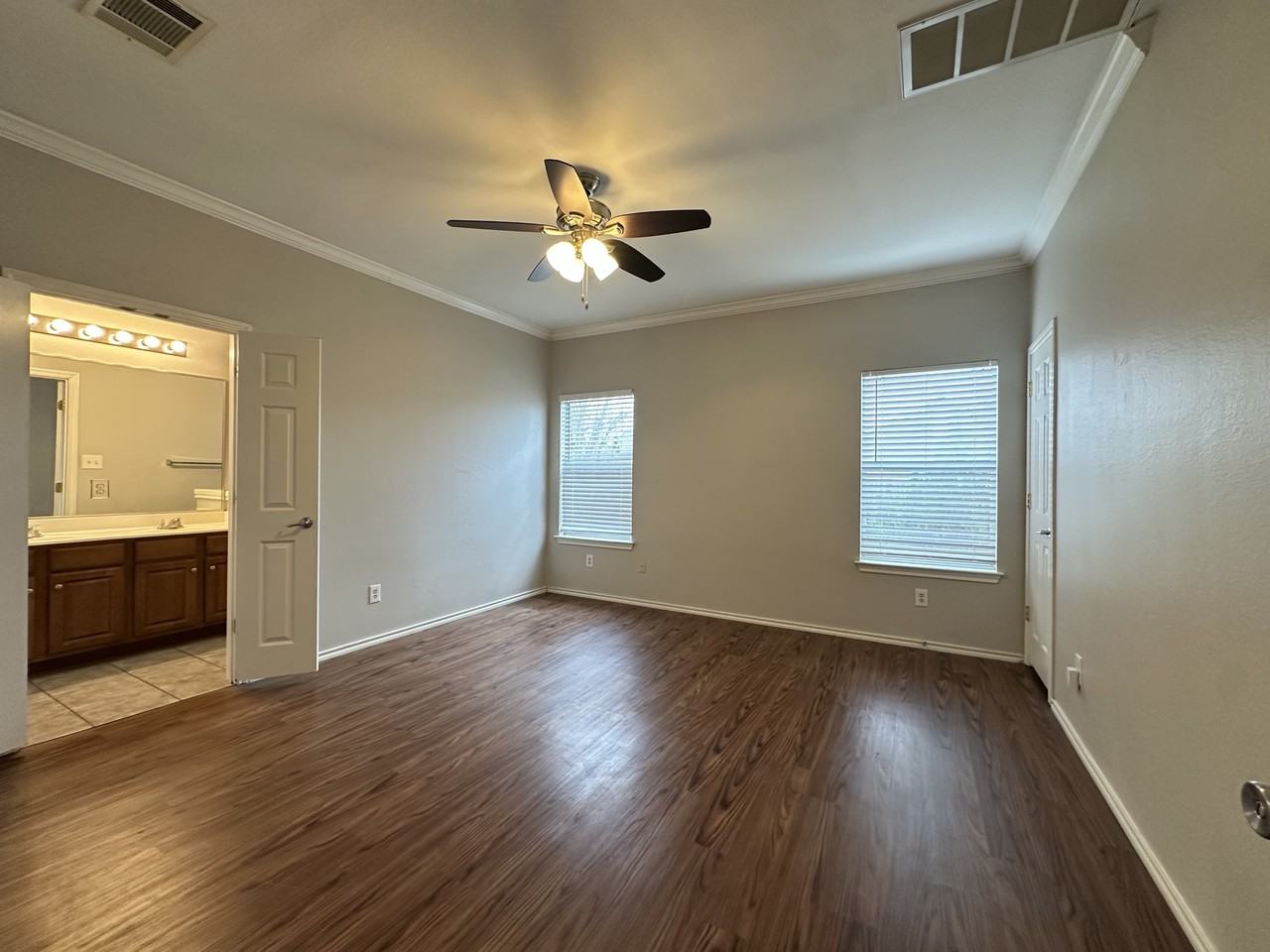 11409 Hereford St #1 - Photo 6 of 11