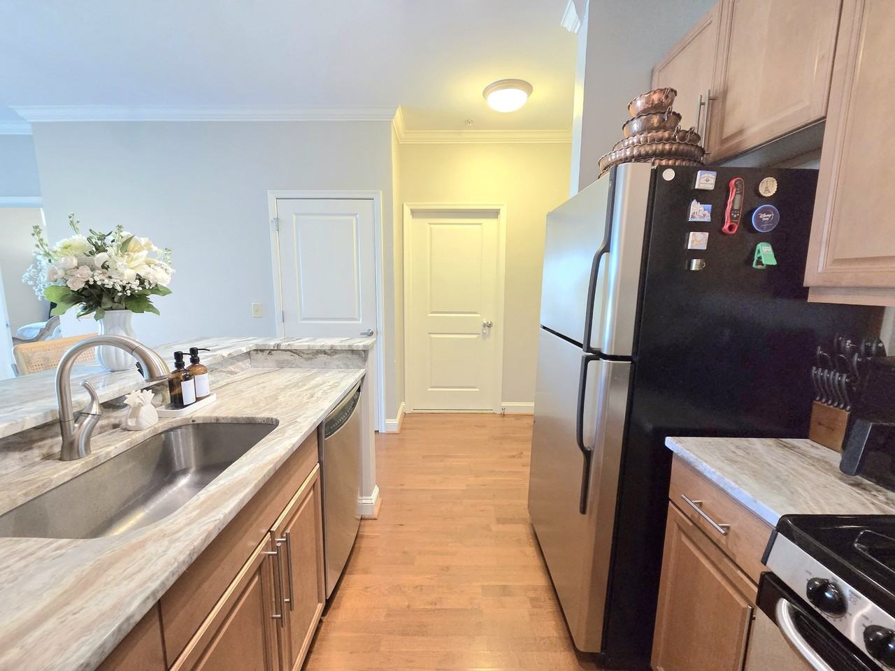 11770 Sunrise Valley Dr #318 - Photo 6 of 50