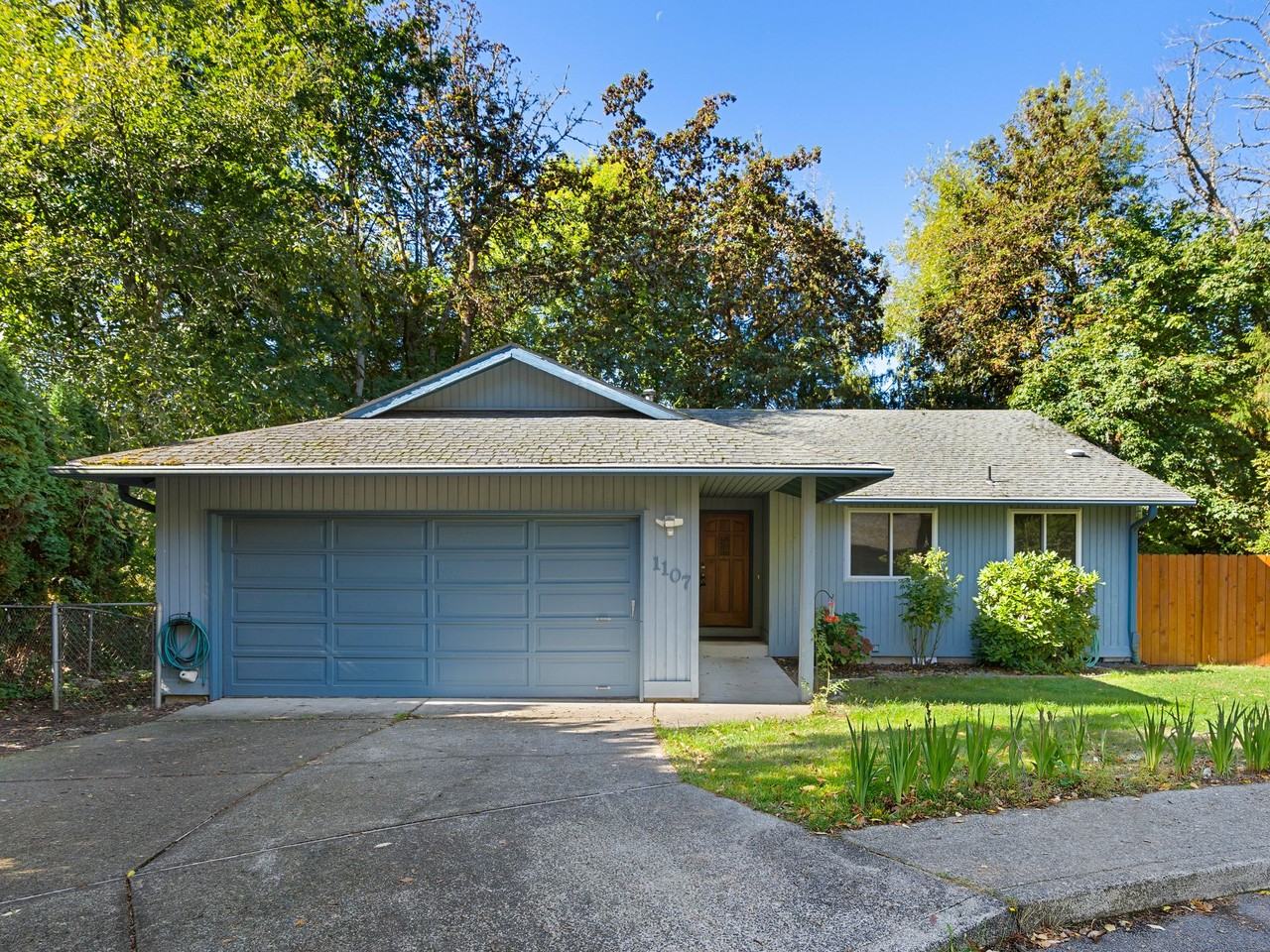 1107 Meadowview Ct #1 - Photo 2 of 50