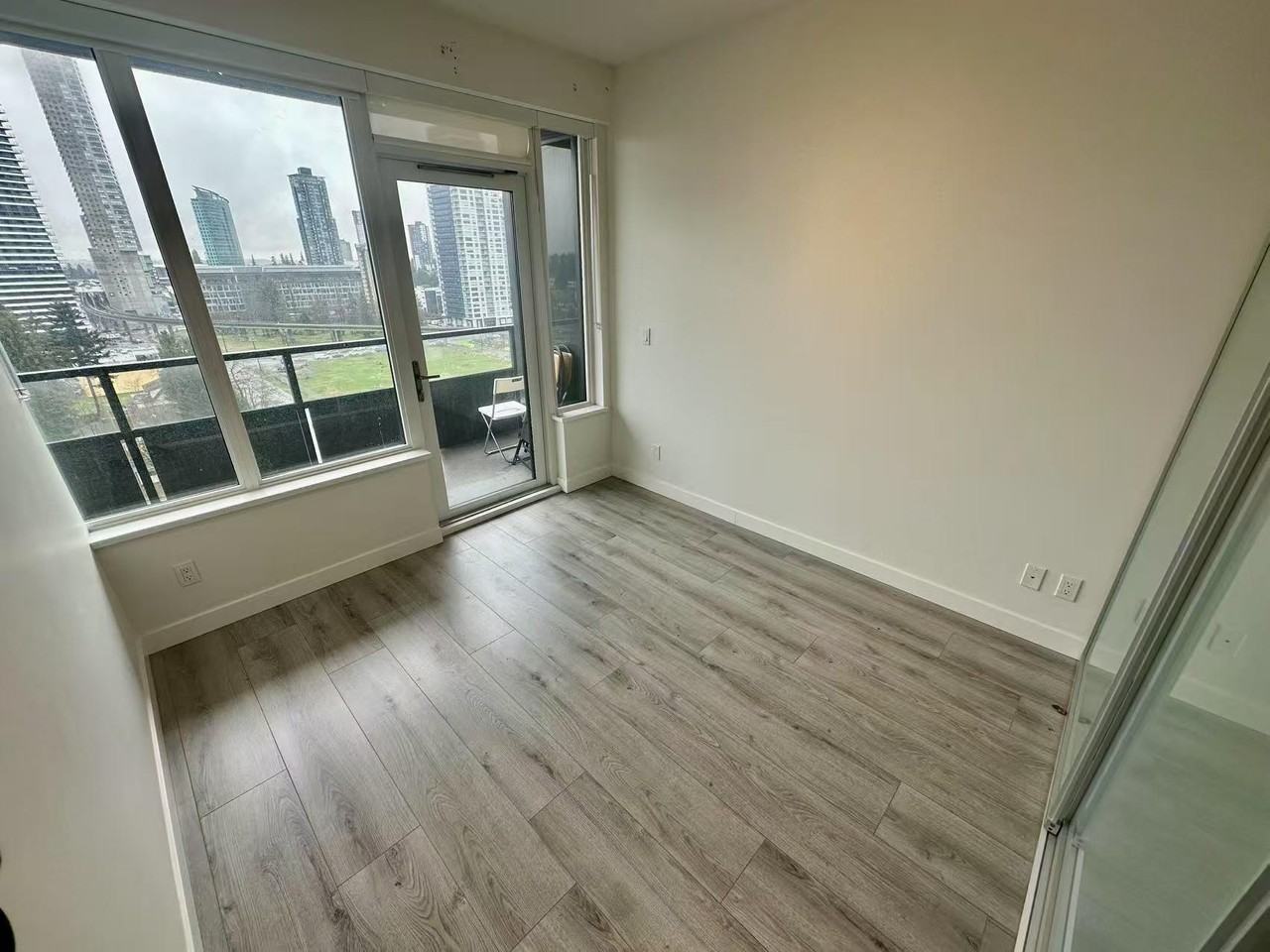 10626 City Parkway - Photo 6 of 27