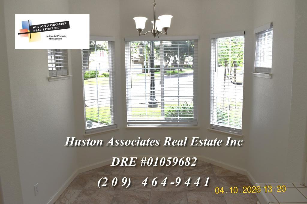 3915 Bridlewood Cir - Photo 5 of 20