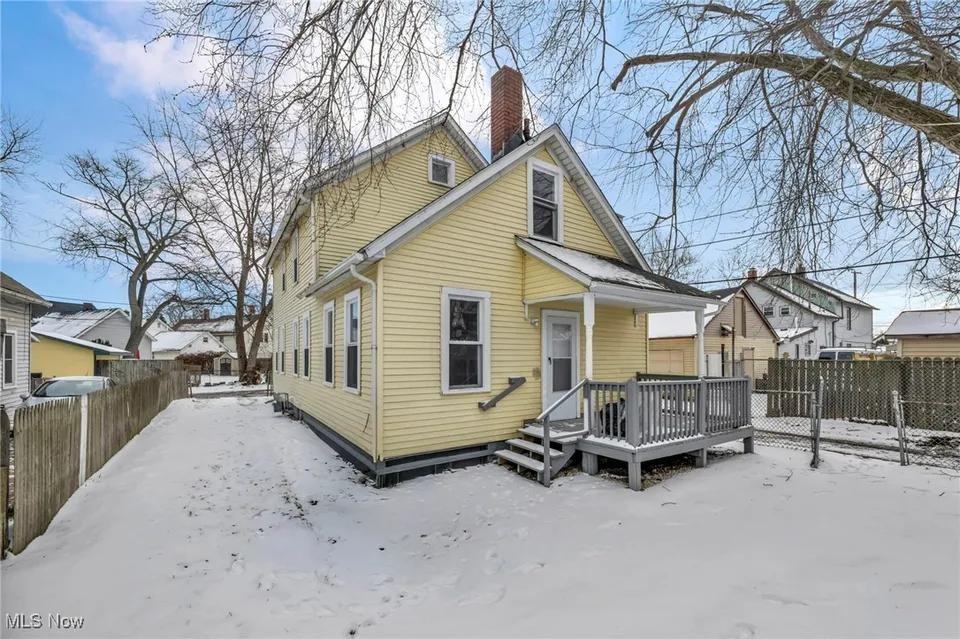 3124 W 11th Pl - Photo 3 of 17