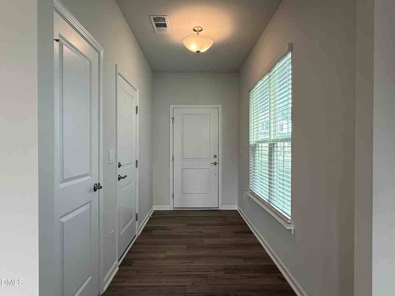 5023 Reader Way - Photo 3 of 26