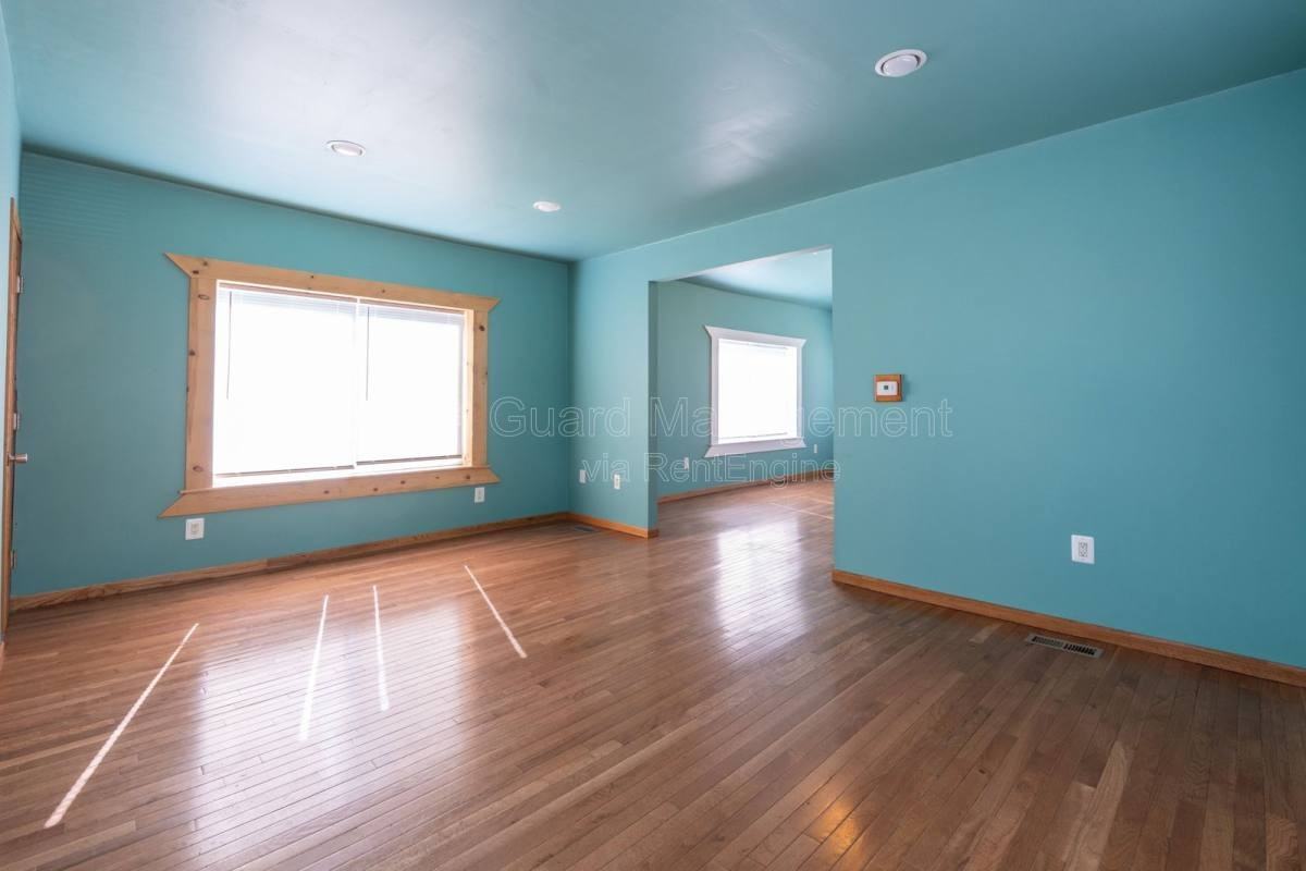 421 N Emporia Ave #421A - Photo 2 of 10