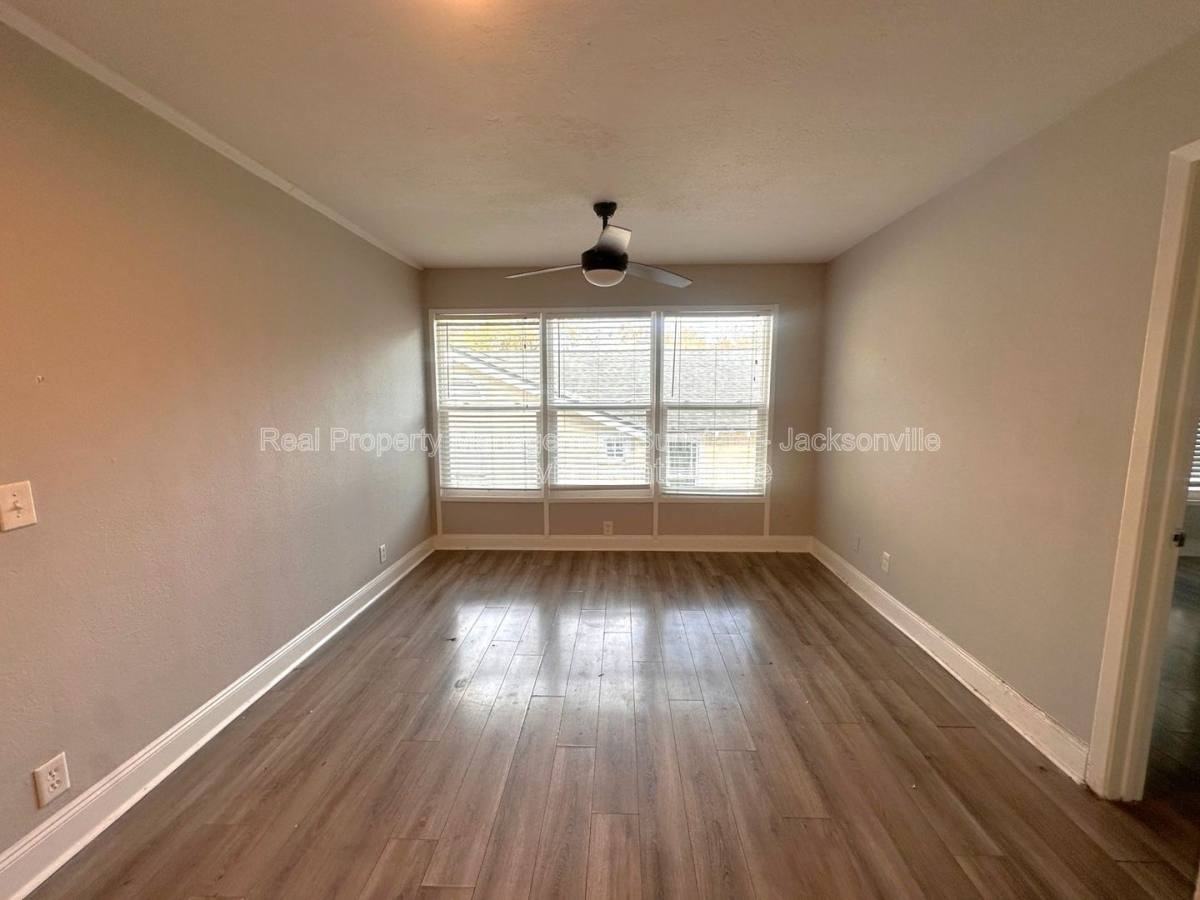 2877 Post St #6 - Photo 3 of 6