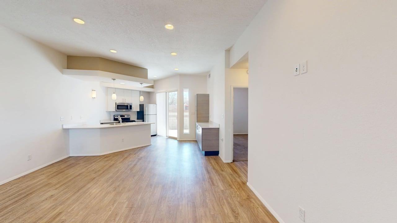 324 Vassar Dr Se #B - Photo 6 of 50
