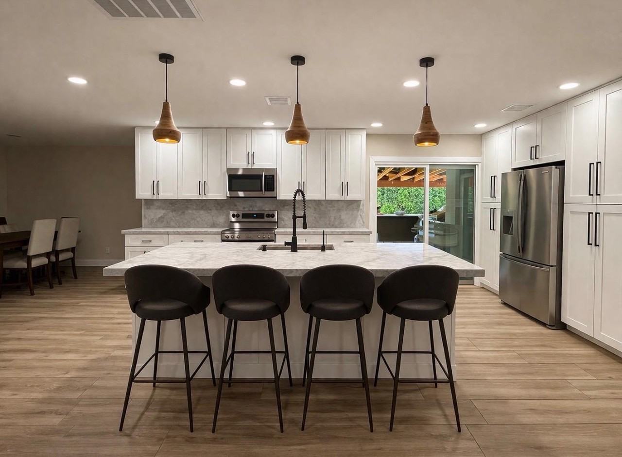 1237 E Riviera Dr - Photo 2 of 41