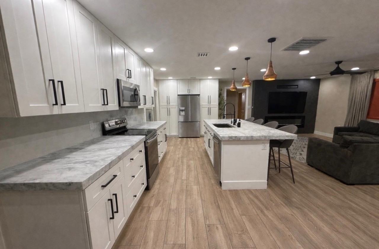 1237 E Riviera Dr - Photo 4 of 41