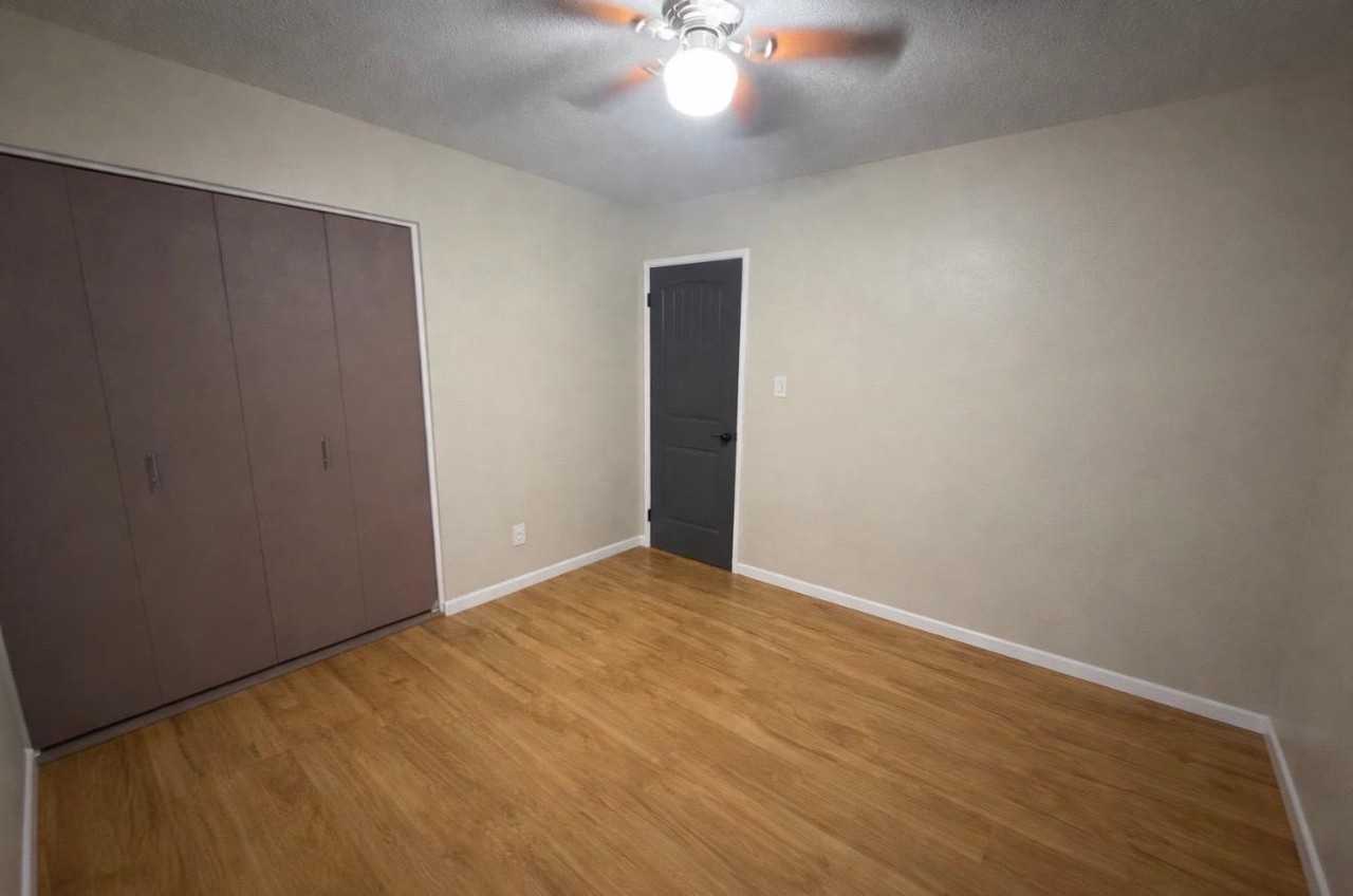 1237 E Riviera Dr - Photo 7 of 41