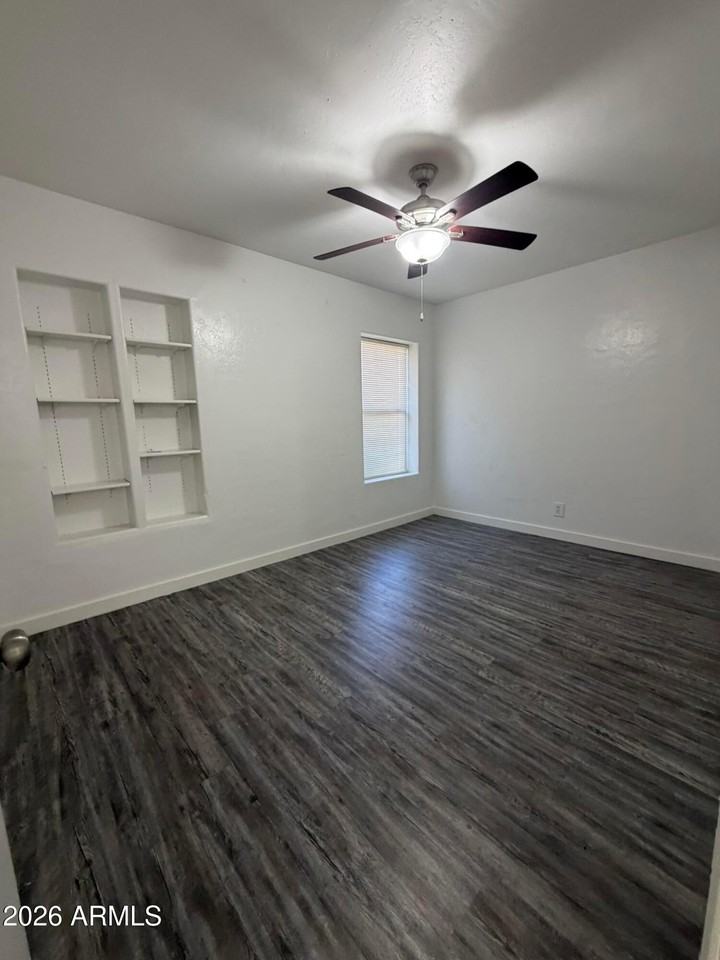 706 W Taylor St #5 - Photo 2 of 10