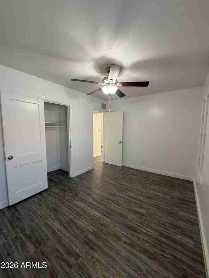 706 W Taylor St #5 - Photo 3 of 10