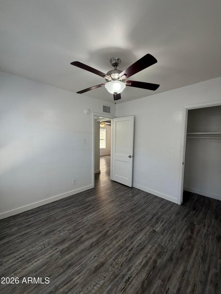 706 W Taylor St #5 - Photo 5 of 10