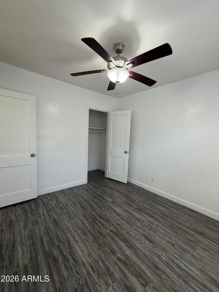 706 W Taylor St #5 - Photo 6 of 10