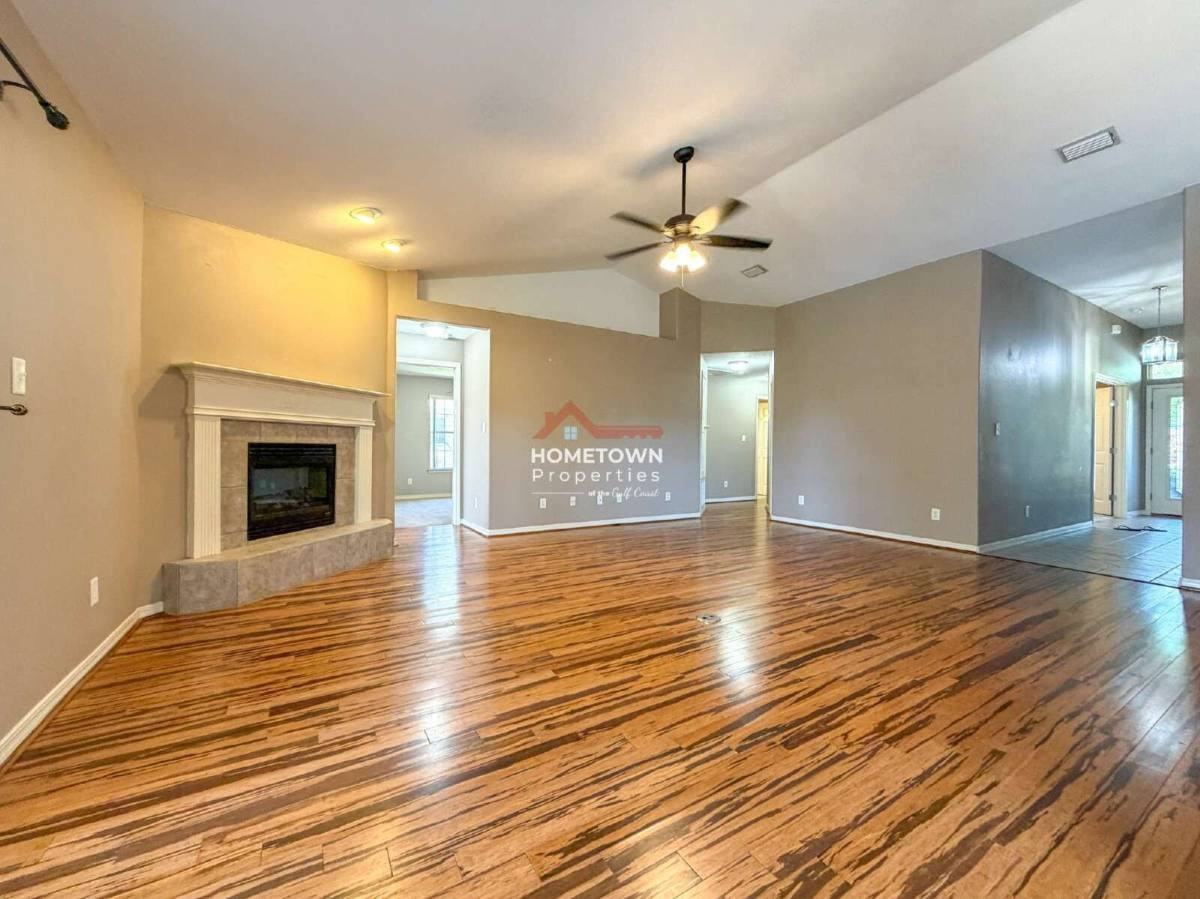 3977 High Bridge Dr - Photo 3 of 10