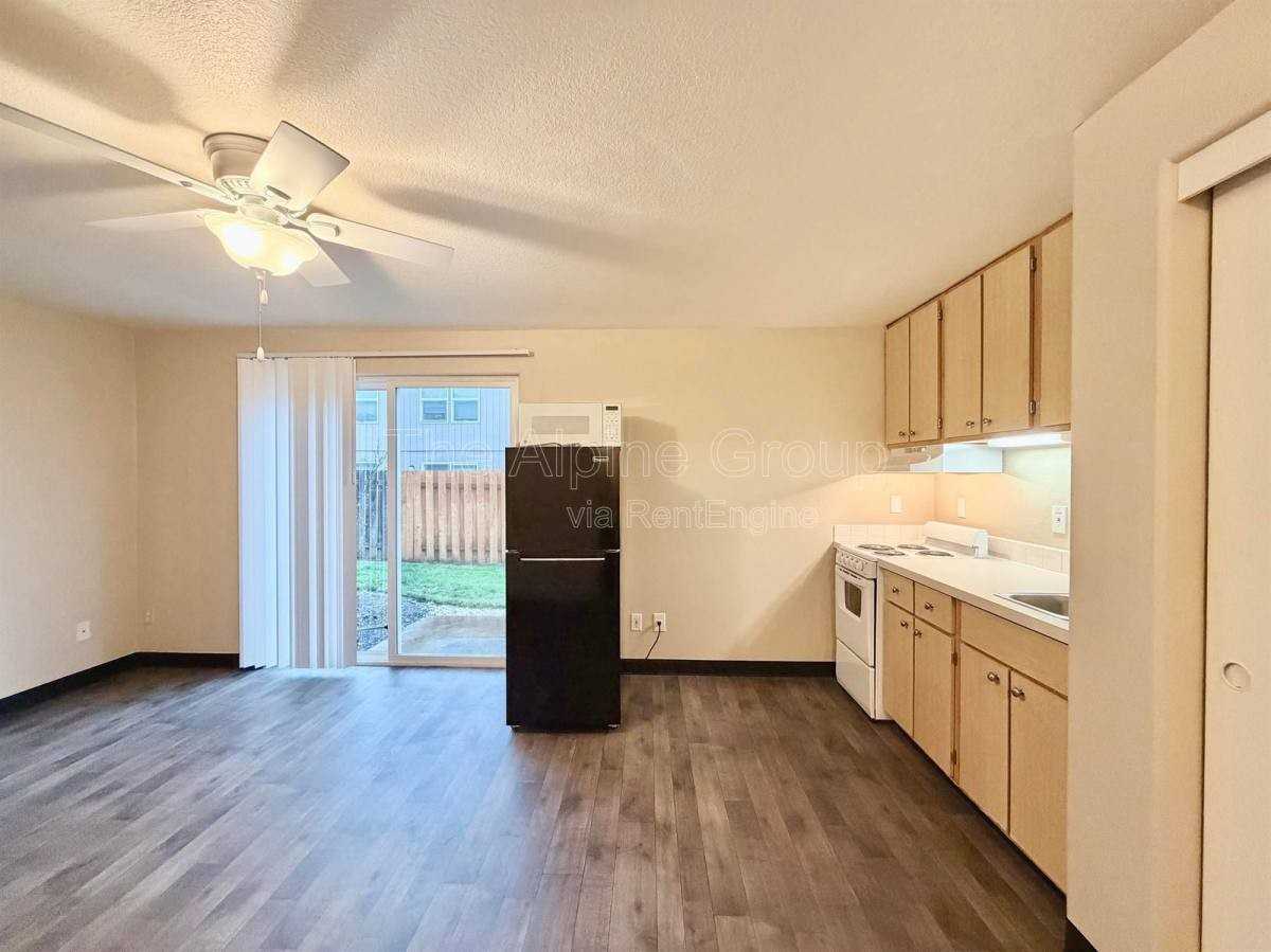 4244 Sw Laducer Pl #A - Photo 4 of 7