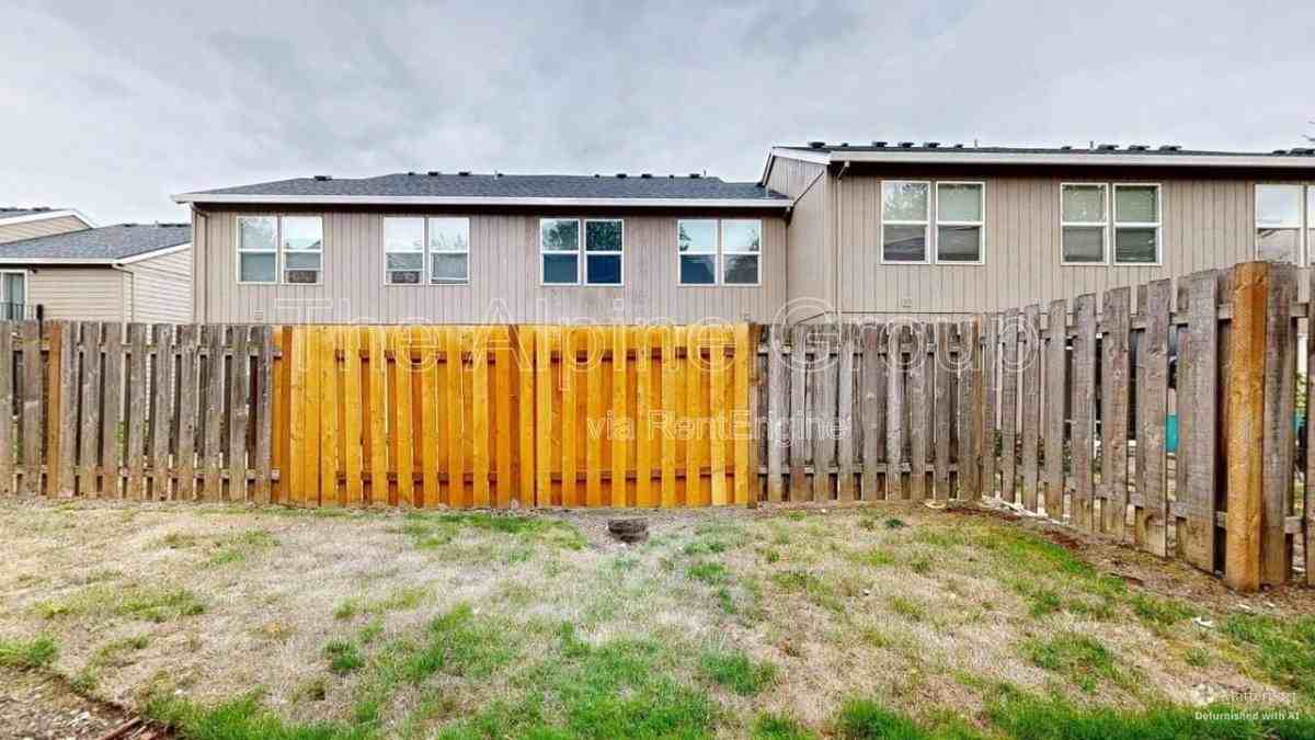 4244 Sw Laducer Pl #A - Photo 6 of 7