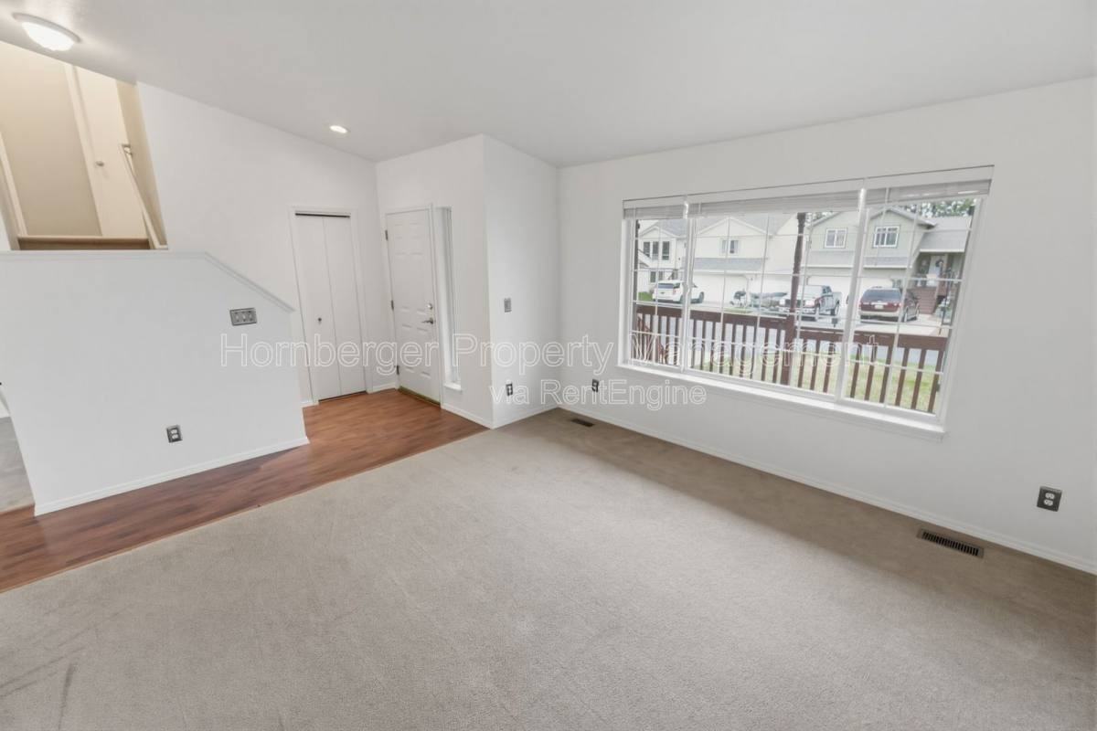 3628 E 23rd Ave - Photo 3 of 10